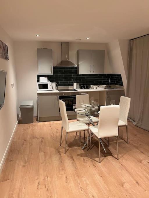009- Studio Apartment In Ealing F5 Luaran gambar