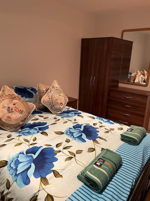 009- Studio Apartment In Ealing F5 Luaran gambar